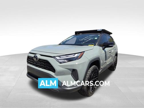 Lunar 2022 Toyota RAV4 XLE