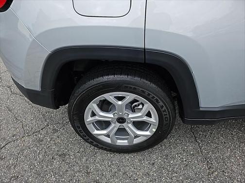 2025 Jeep Compass Sport