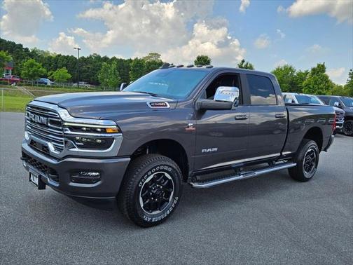 2025 RAM 2500 Laramie Crew Cab 4x4 6'4' Box