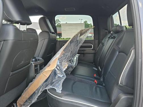 2025 RAM 2500 Laramie Crew Cab 4x4 6'4' Box