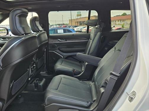 2025 Jeep Grand Cherokee L Overland