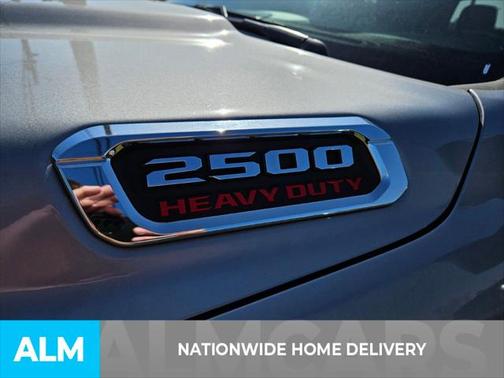 2022 RAM 2500 Tradesman Crew Cab 4x4 6'4' Box