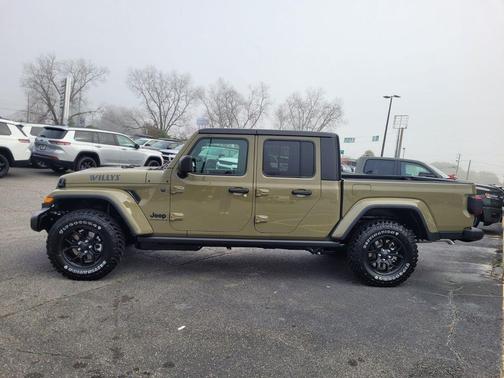 2026 Jeep Gladiator Willys 4x4