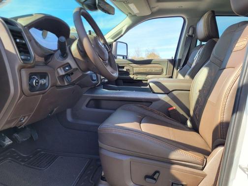 2026 RAM 3500 Longhorn