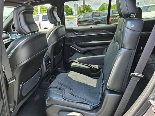 2025 Jeep Grand Cherokee L Overland