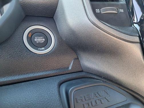 2026 RAM 2500 Tradesman Crew Cab 4x4 6'4' Box