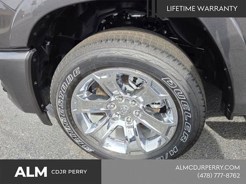 Granite Crystal Metallic Clearcoat 2026 RAM 1500 Big Horn/Lone Star