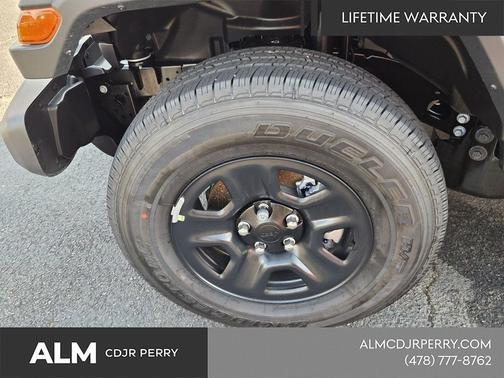 Granite Crystal Metallic Clearcoat 2026 Jeep Gladiator Sport