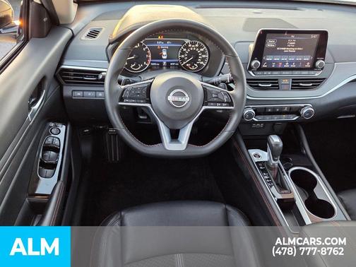 2025 Nissan Altima SR FWD