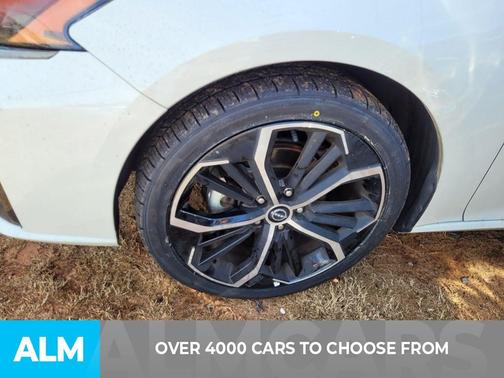 2025 Nissan Altima SR FWD