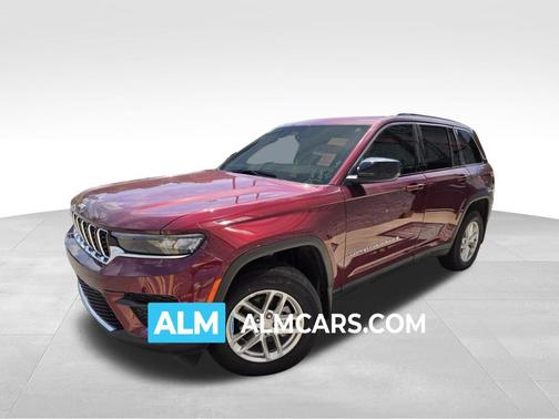 Velvet Red Pearlcoat 2025 Jeep Grand Cherokee Laredo