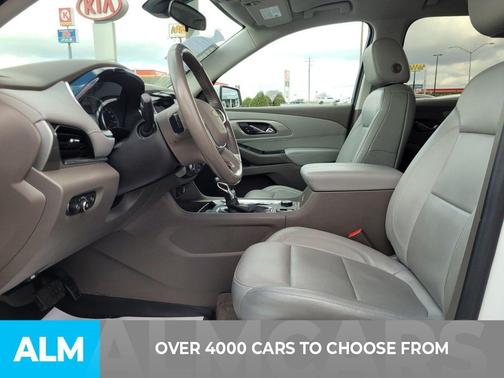 2021 Chevrolet Traverse LT Leather