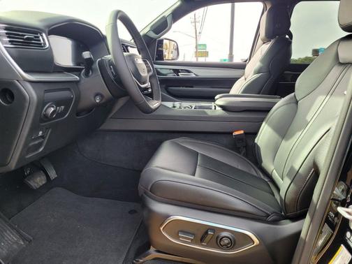 2026 Jeep Grand Wagoneer Limited Altitude 4x4