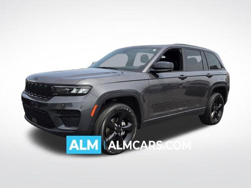 Baltic Gray Metallic Clearcoat 2024 Jeep Grand Cherokee Altitude