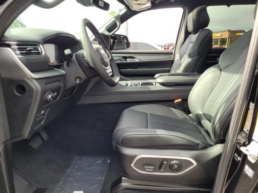 2025 Jeep Wagoneer Series II 4x4