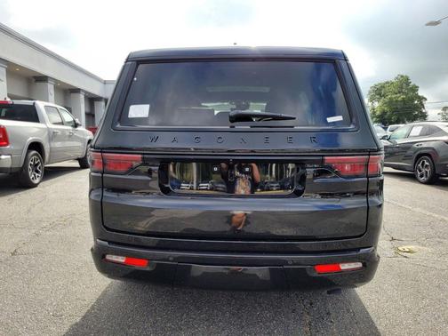 2025 Jeep Wagoneer Series II 4x4