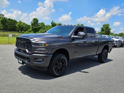 2025 RAM 2500 Big Horn Crew Cab 4x4 6'4' Box