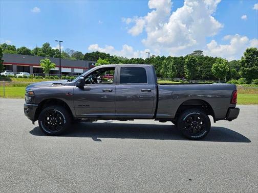 2025 RAM 2500 Big Horn Crew Cab 4x4 6'4' Box