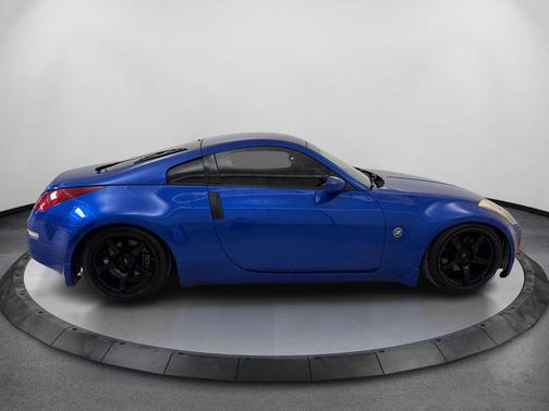 Daytona Blue Metallic 2004 Nissan 350Z