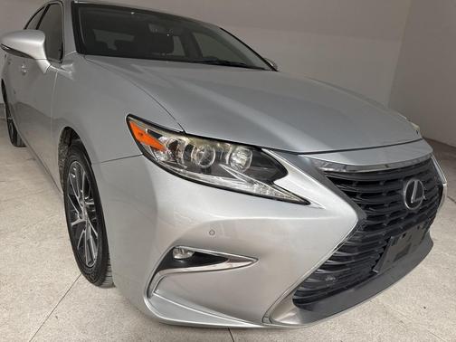 2016 Lexus ES 350 Base
