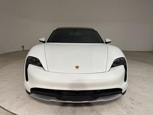 2022 Porsche Taycan 4