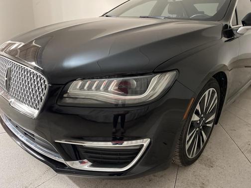 2017 Lincoln MKZ Reserve
