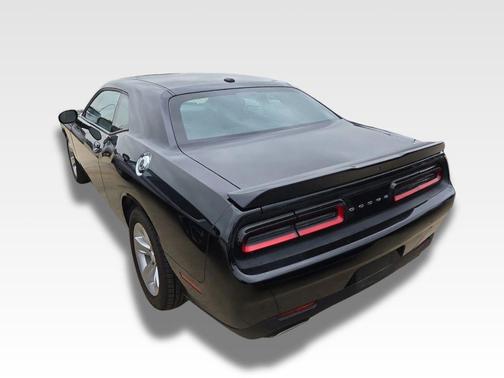 Pitch Black Clearcoat 2023 Dodge Challenger SXT