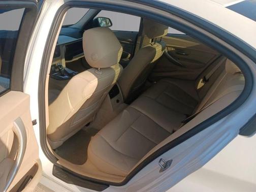 2013 BMW 328 i