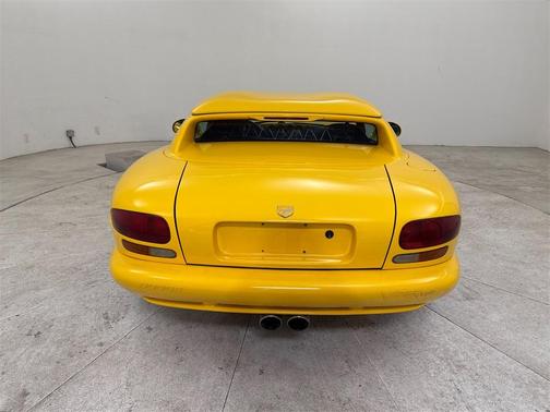 2002 Dodge Viper RT-10