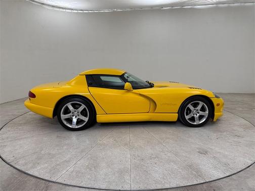 2002 Dodge Viper RT-10
