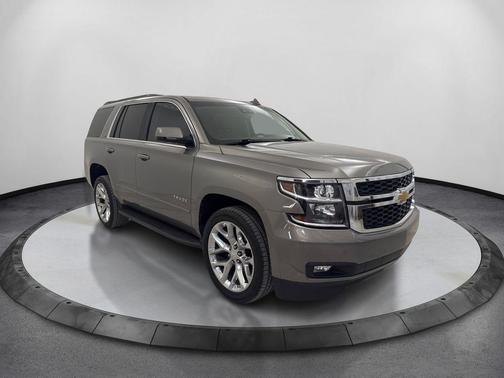 Pepperdust Metallic 2019 Chevrolet Tahoe LT