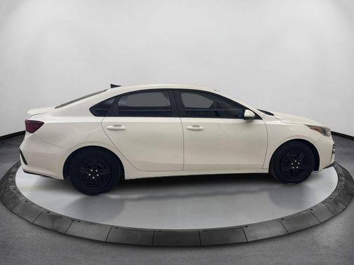 Clear White 2020 Kia Forte FE