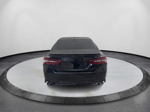 Midnight Black Metallic 2021 Toyota Camry XSE