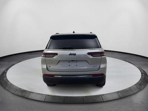 2021 Jeep Grand Cherokee L Laredo