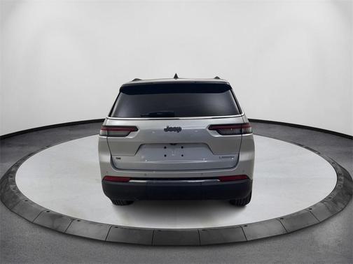 2021 Jeep Grand Cherokee L Laredo