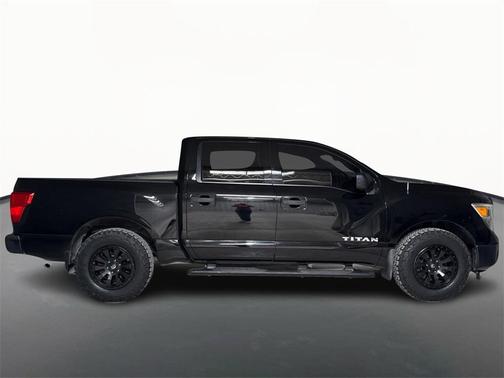 2017 Nissan Titan S