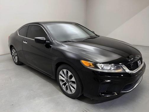 Photo 4 of 32 of 2014 Honda Accord LX-S
