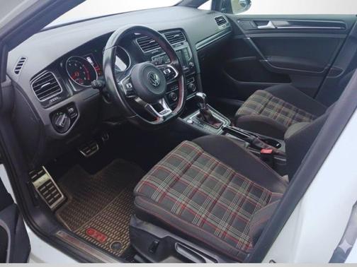 2017 Volkswagen Golf GTI Sport 4-Door