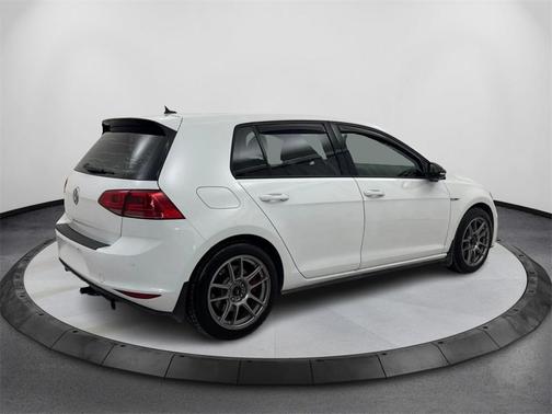 2017 Volkswagen Golf GTI Sport 4-Door