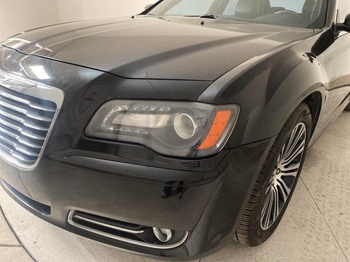 2014 Chrysler 300 S