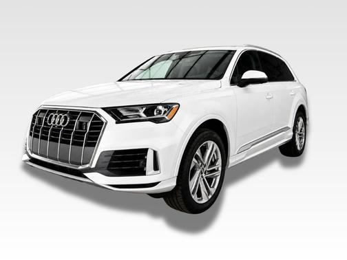Carrara White 2022 Audi Q7 55 Premium Plus
