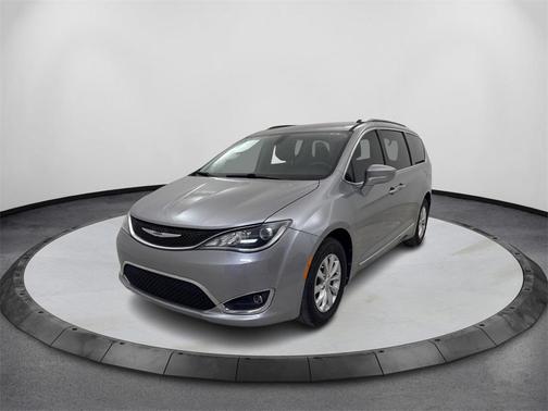 2019 Chrysler Pacifica Touring-L
