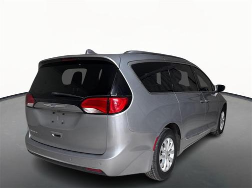 2019 Chrysler Pacifica Touring-L