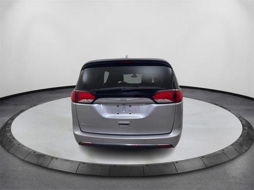 2019 Chrysler Pacifica Touring-L