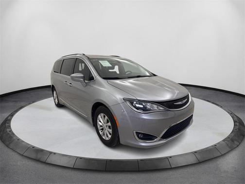 2019 Chrysler Pacifica Touring-L