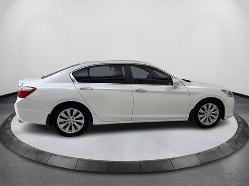 White 2014 Honda Accord EX-L