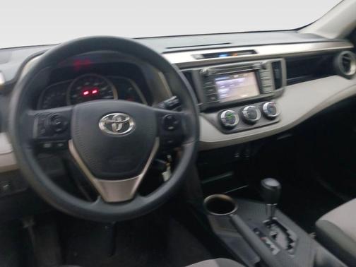 Classic Silver Metallic 2015 Toyota RAV4 LE