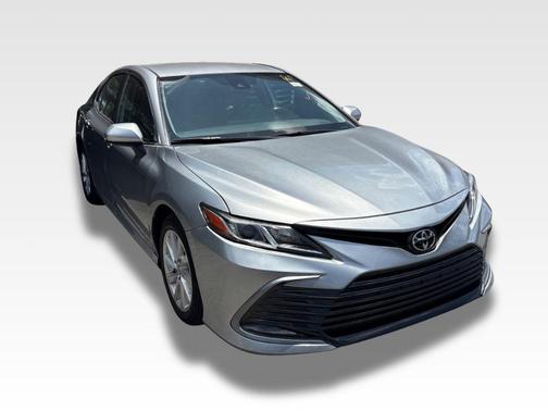 Celestial Silver Metallic 2022 Toyota Camry LE