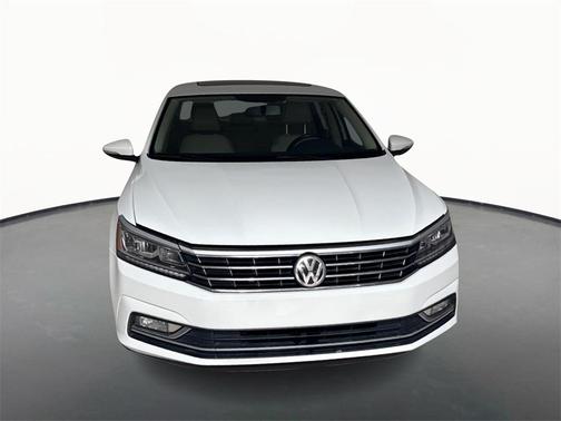 2016 Volkswagen Passat 1.8T SE