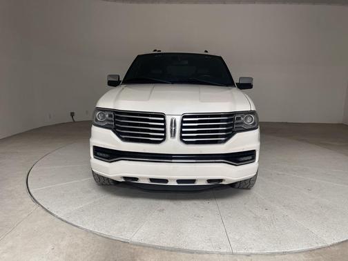 2017 Lincoln Navigator L Select